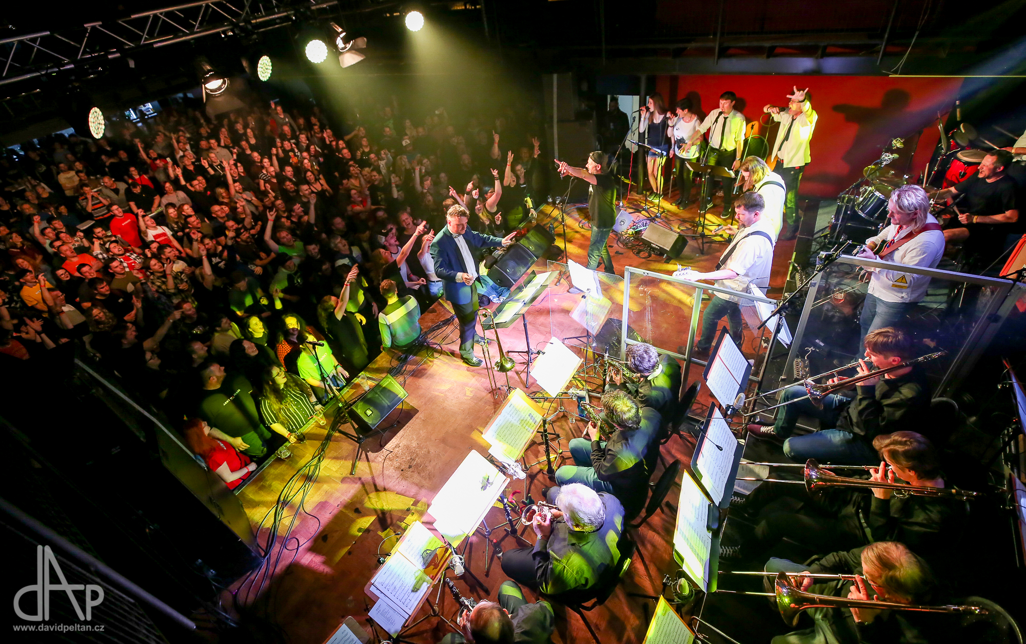 Peshata + Swing Band